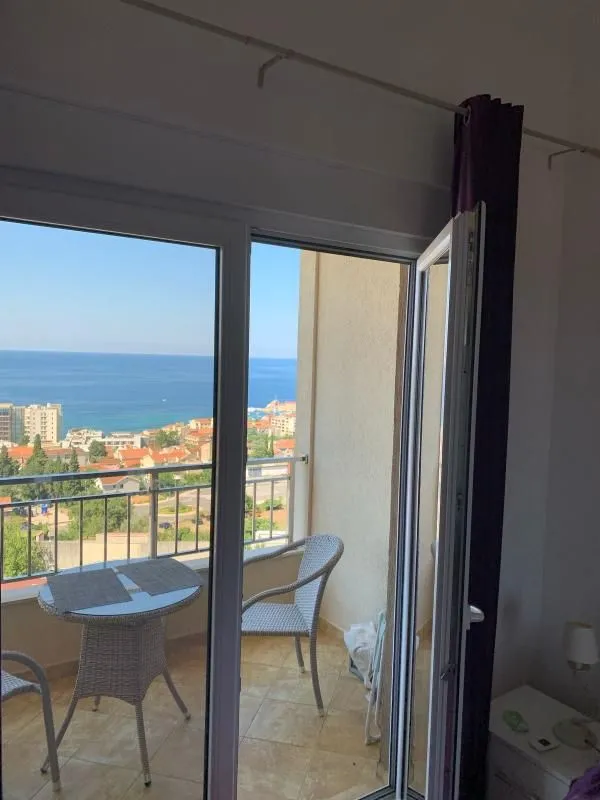 Prodaja, jednosoban stan, 42m², Petrovac, Budva
