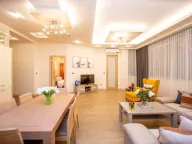 Izdavanje, dvosoban stan, 109m², Budva, Crna Gora - image 3