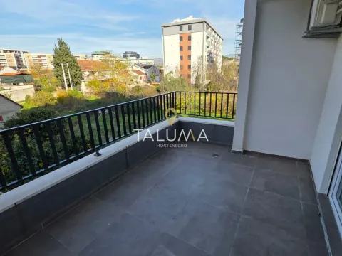 Izdavanje, jednosoban stan, 56m², City Kvart, Podgorica - image 5