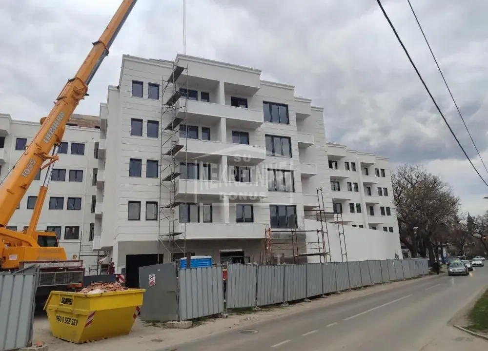 Prodaja, dvosoban stan, 66m², Novo Selo, Subotica