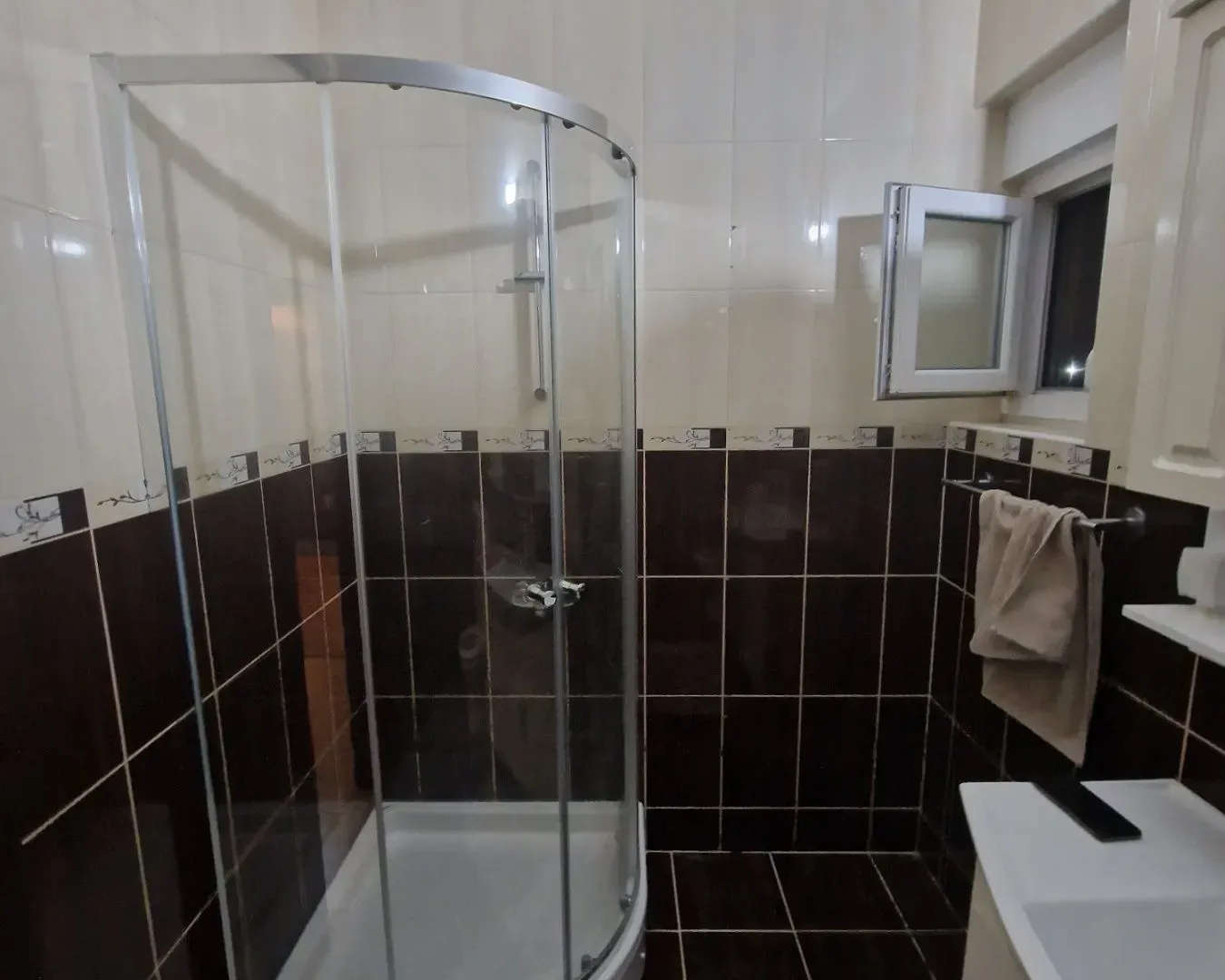 Rent, two bedroom apartment, 115m², Tološi, Podgorica