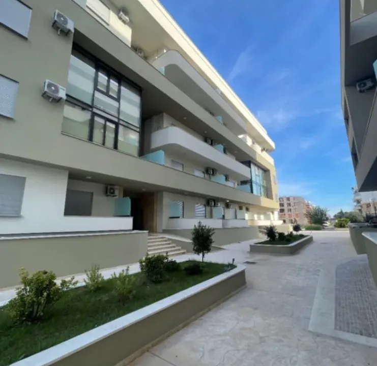 Prodaja, jednosoban stan, 62m², Velika Plaža, Ulcinj