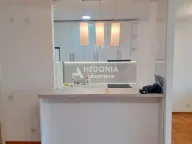 Prodaja, dvosoban stan, 76m², Novi Beograd Blok 72, Novi Beograd Sve Podlokacije - image 5