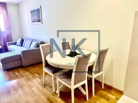 Izdavanje, jednosoban stan, 43m², City Kej, Podgorica - image 2
