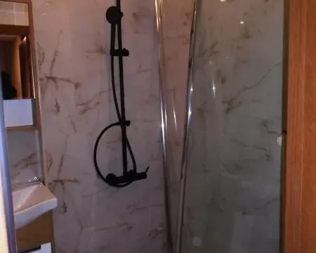 Izdavanje, dvosoban stan, 75m², Centar, Niš - image 18