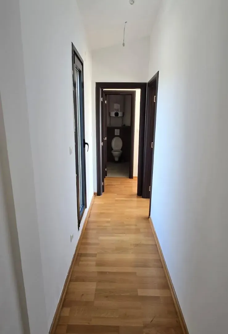Prodaja, dvosoban stan, 101m², Zagorič, Podgorica