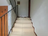 Izdavanje, kuća, 154m², Savski Venac, Beograd - image 11