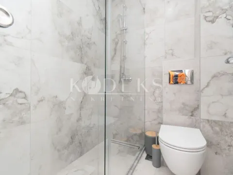 Izdavanje, jednosoban stan, 53m², Gintaš, Podgorica - image 8