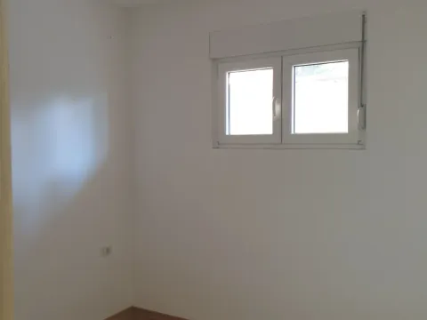 Prodaja, dvosoban stan, 45m², Zabjelo, Podgorica - image 11