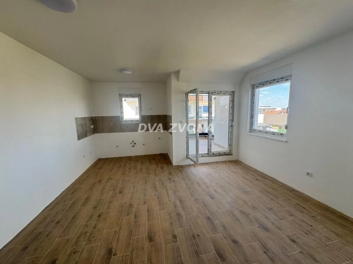 Prodaja, četvorosoban stan, 81m², Adice, Novi Sad Sve Podlokacije