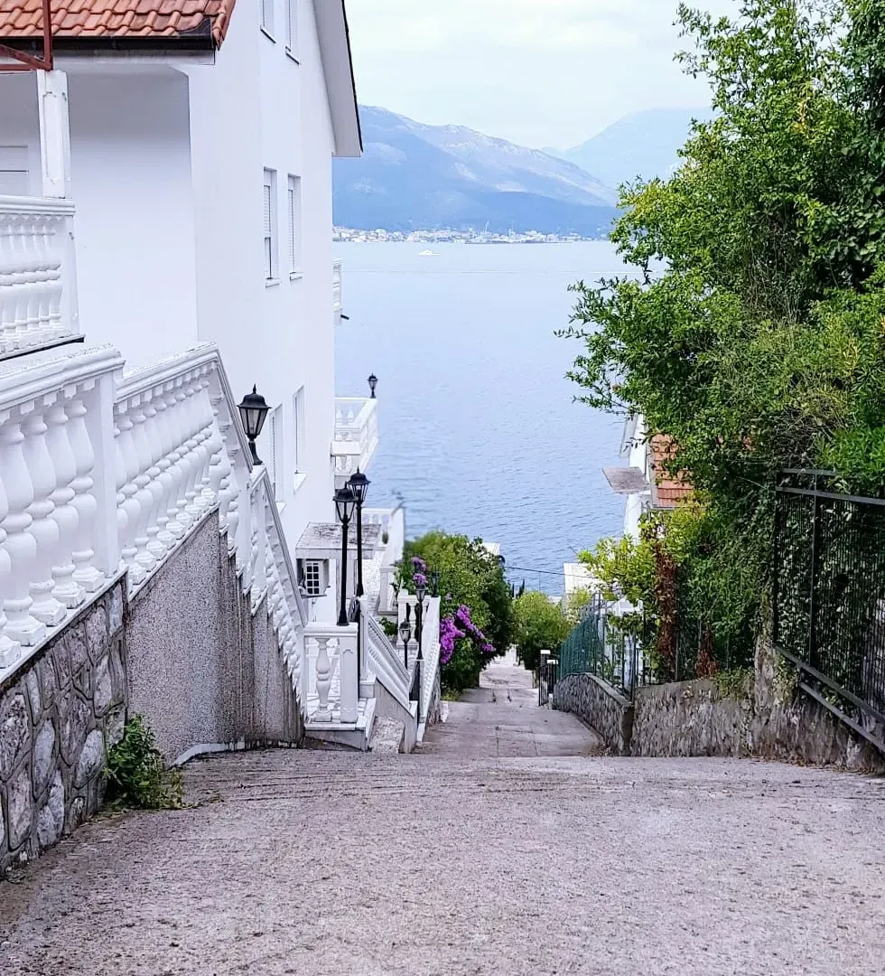 Prodaja, kuća, 300m², Tivat, Crna Gora