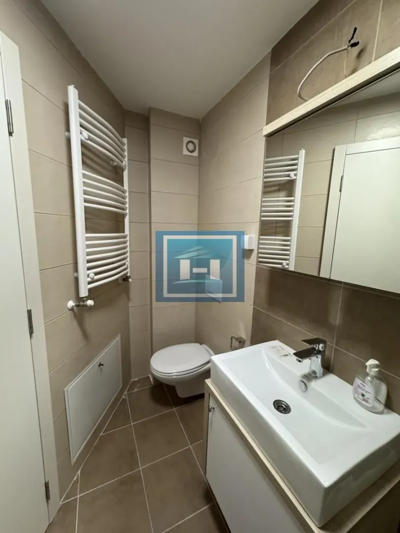Prodaja, trosoban stan, 78m², Centar, Paraćin