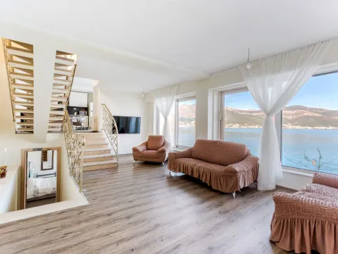 Prodaja, kuća, 240m², Krašići, Tivat - image 4