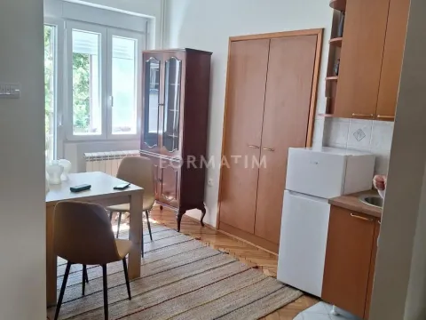 Rent, one bedroom apartment, 40m², Vračar Centar, Vračar Sve Podlokacije - image 7