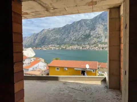 Sale, one bedroom apartment, 44m², Muo, Kotor
