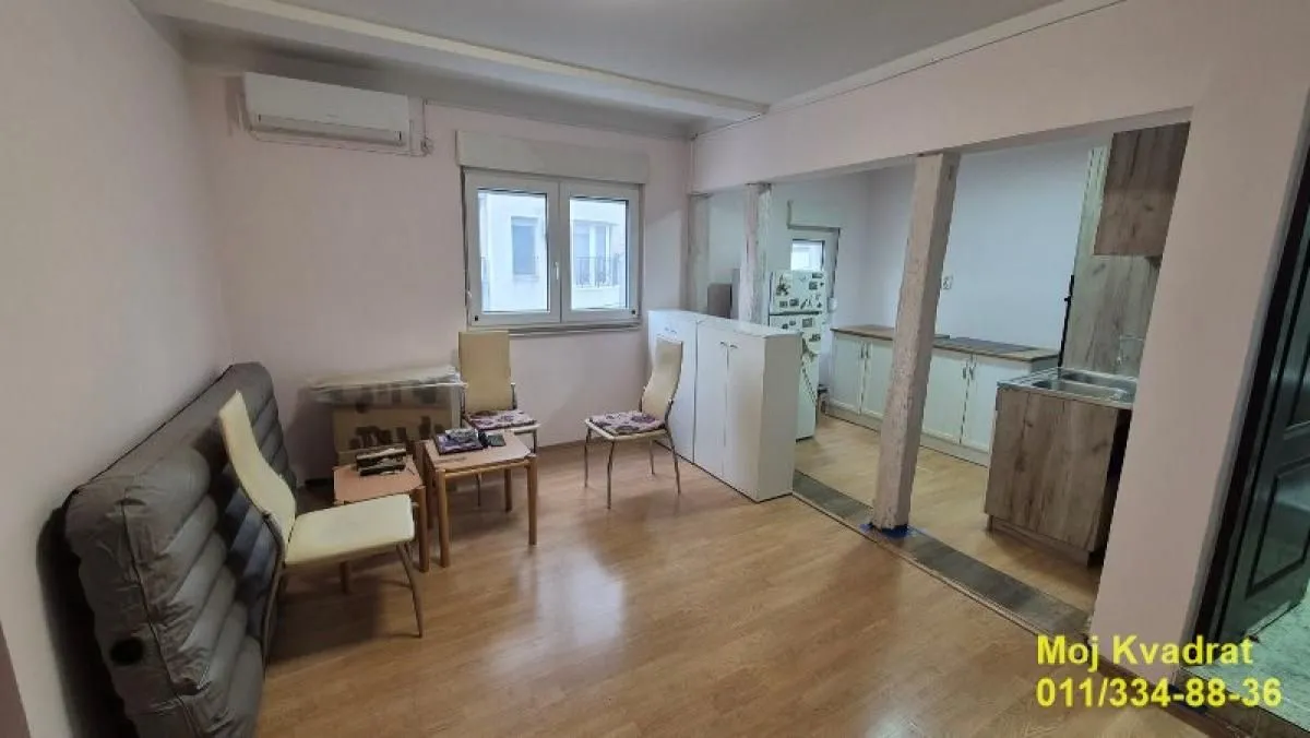Prodaja, dvosoban stan, 37m², Đeram Pijaca, Beograd
