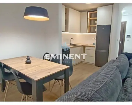 Izdavanje, trosoban stan, 77m², Savski Venac, Beograd - image 5