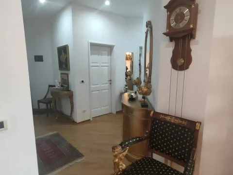 Prodaja, četvorosoban stan, 116m², Vračar Sve Podlokacije, Beograd - image 5