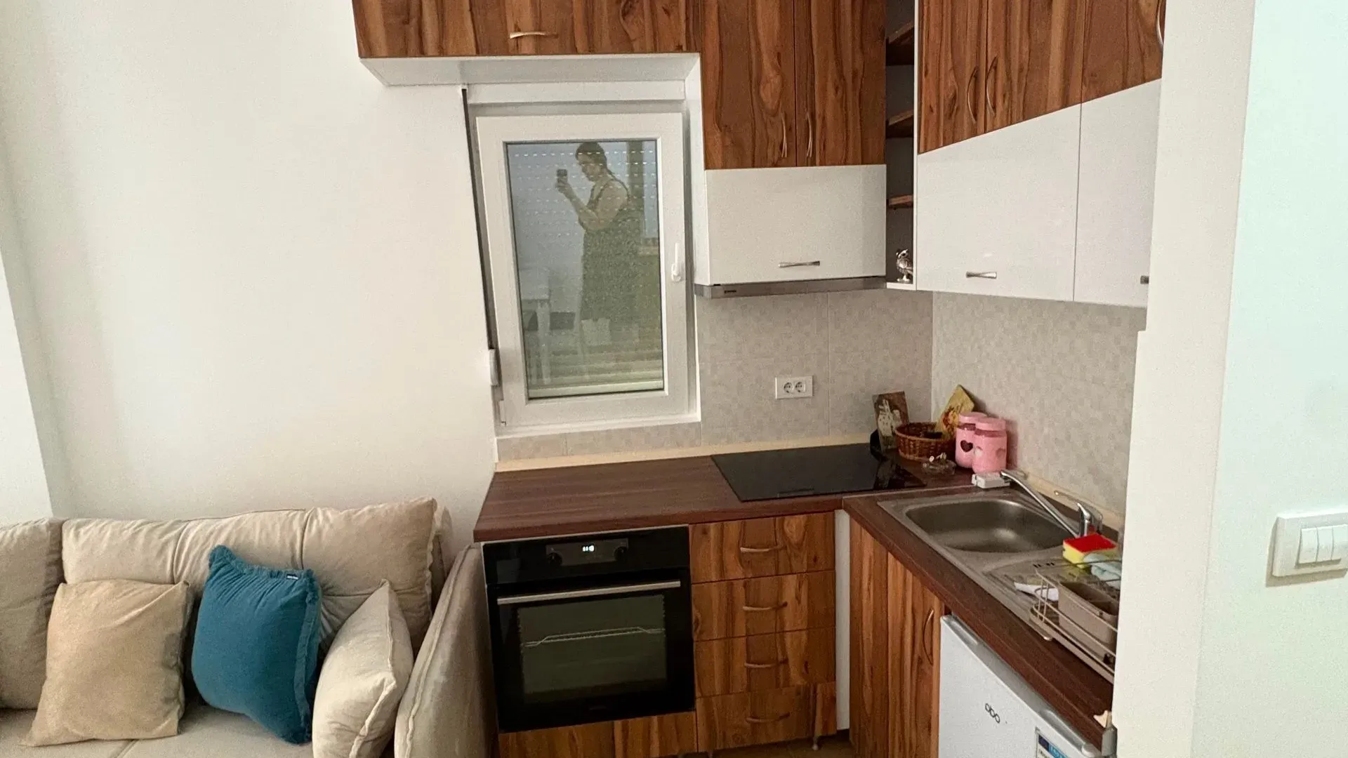 Rent, studio apartment, 33m², Budva, Crna Gora
