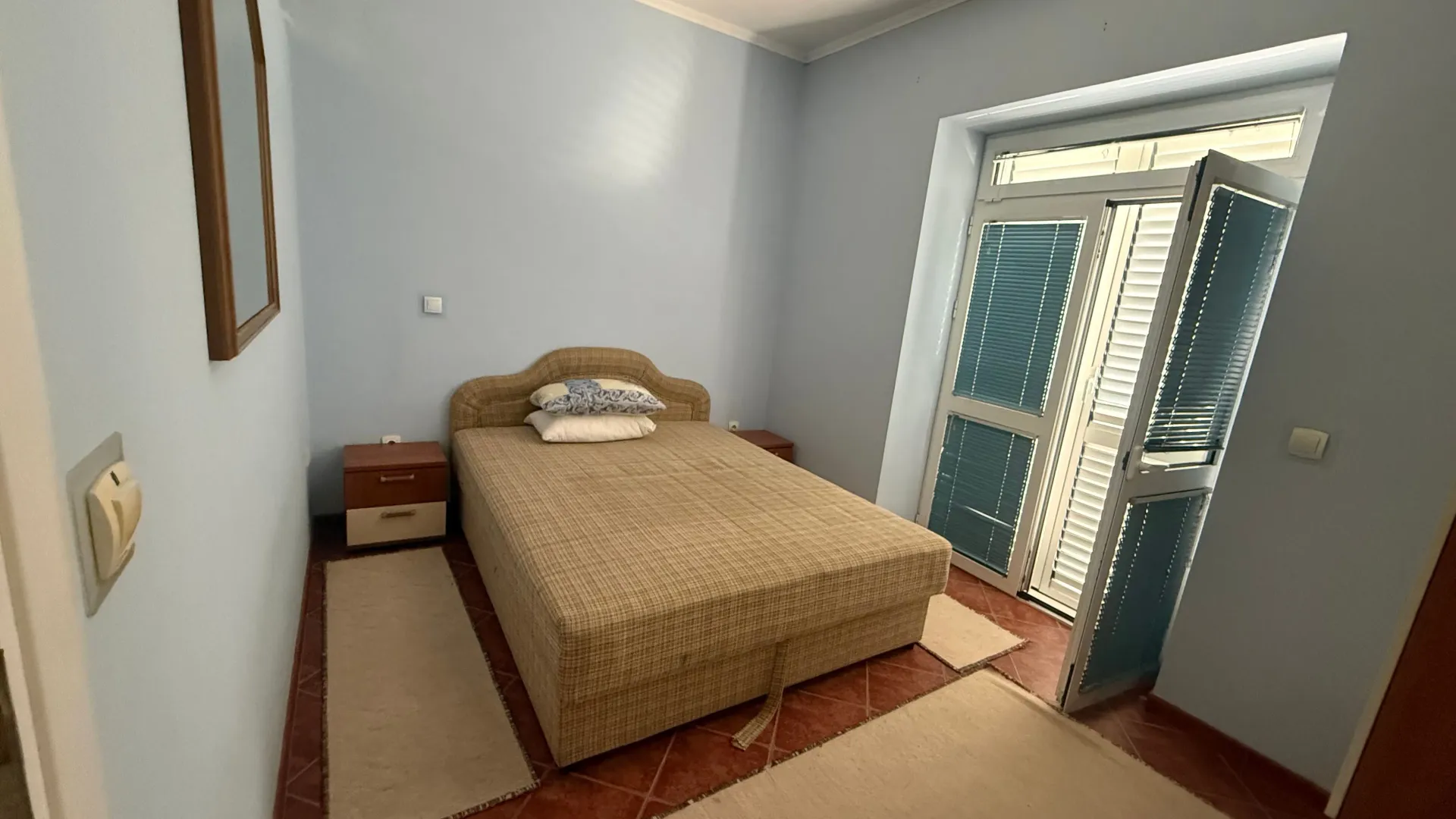 Izdavanje, jednosoban stan, 27m², Đenovići, Herceg Novi