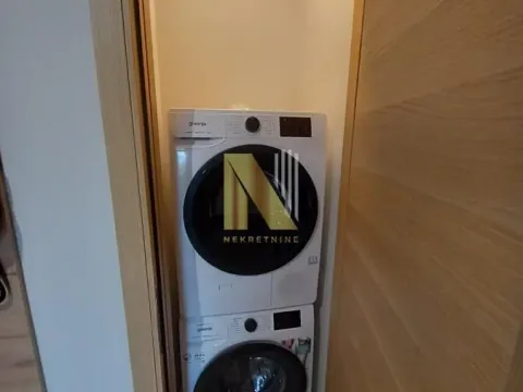 Izdavanje, trosoban stan, 81m², Liman 1, Novi Sad Sve Podlokacije - image 9