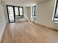 Izdavanje, trosoban stan, 78m², Savski Venac, Beograd - image 15