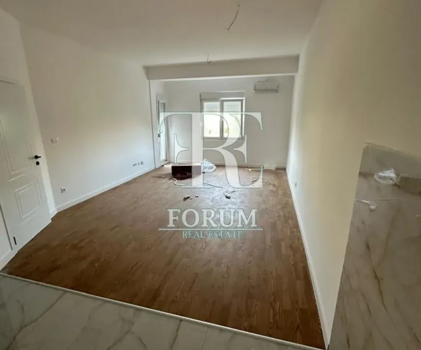 Prodaja, dvosoban stan, 68m², Zabjelo, Podgorica