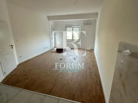 Prodaja, dvosoban stan, 68m², Zabjelo, Podgorica