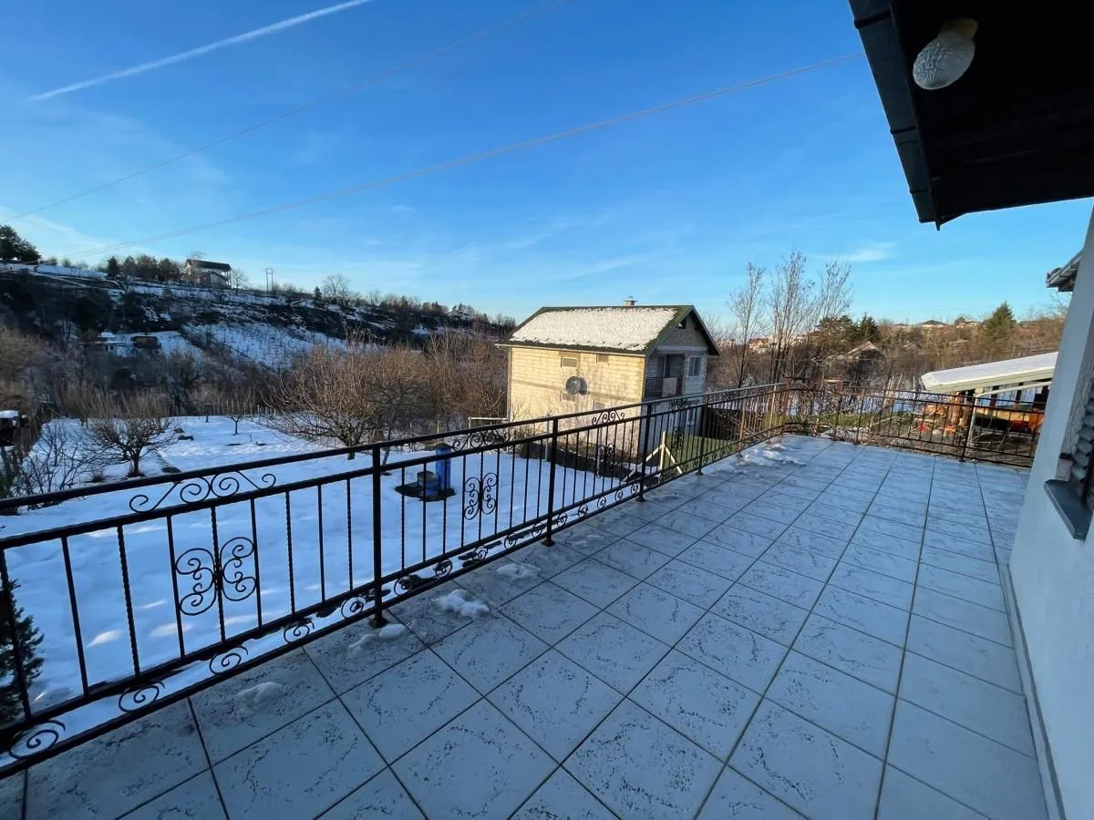 Prodaja, kuća, 151m², Sremska Kamenica, Petrovaradin