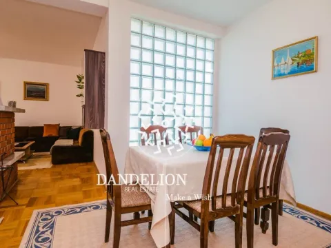 Izdavanje, trosoban stan, 110m², Zagorič, Podgorica - image 24