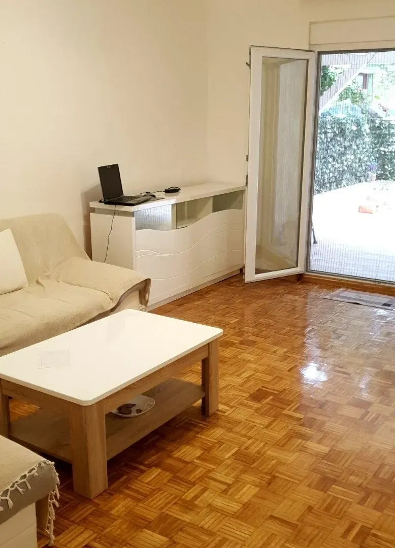 Izdavanje, trosoban stan, 84m², Bezanijska Kosa 2, Bežanijska Kosa Sve Podlokacije