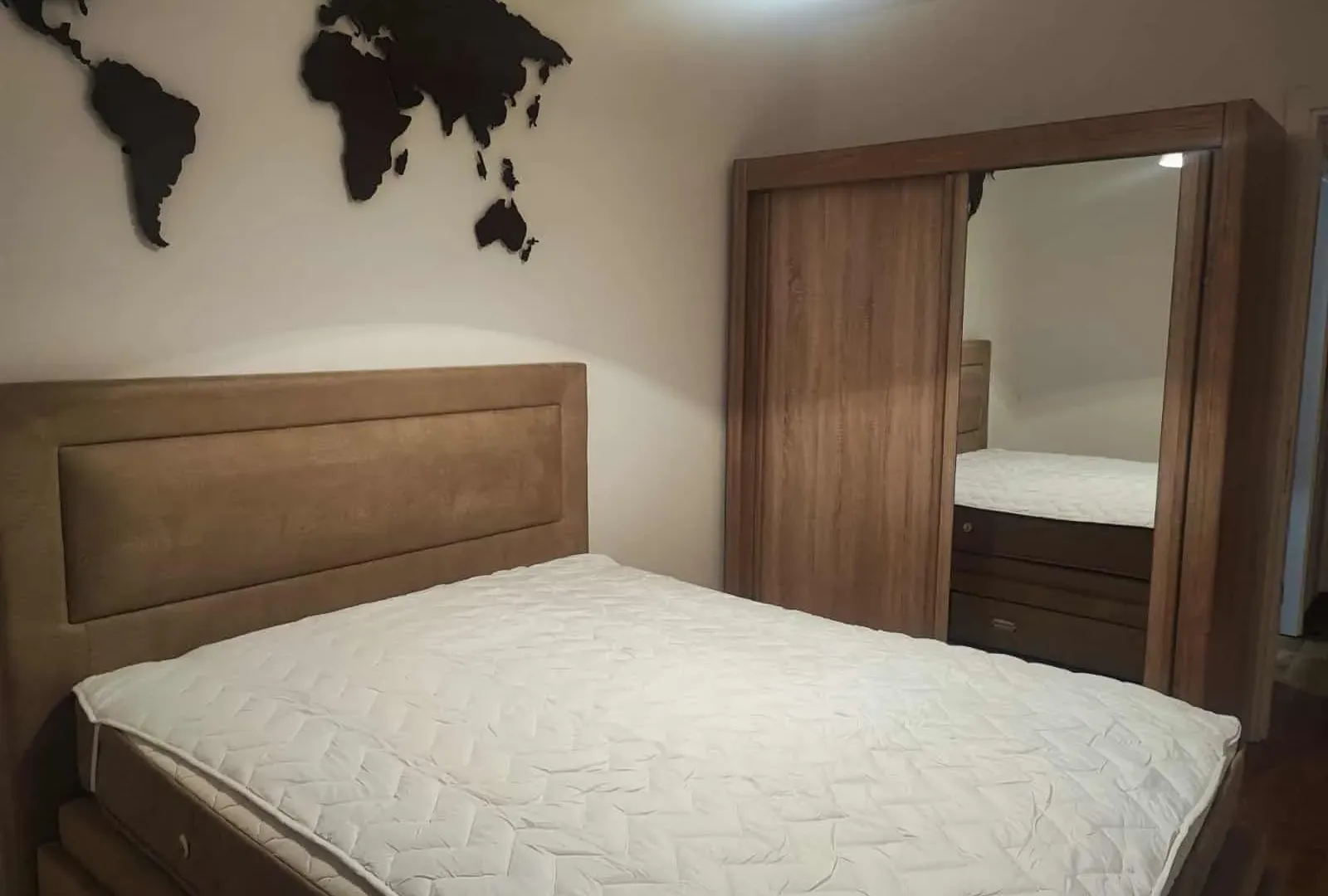 Izdavanje, jednosoban stan, 55m², Zagorič, Podgorica