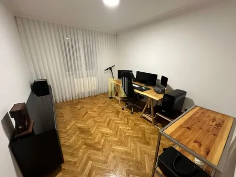 Izdavanje, trosoban stan, 114m², Grbavica, Novi Sad Sve Podlokacije - image 7