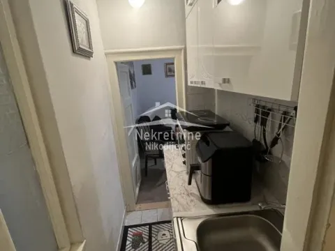 Izdavanje, dvosoban stan, 46m², Slavija, Vračar Sve Podlokacije - image 5