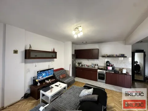 Prodaja, dvosoban stan, 61m², Salajka, Novi Sad Sve Podlokacije - image 3