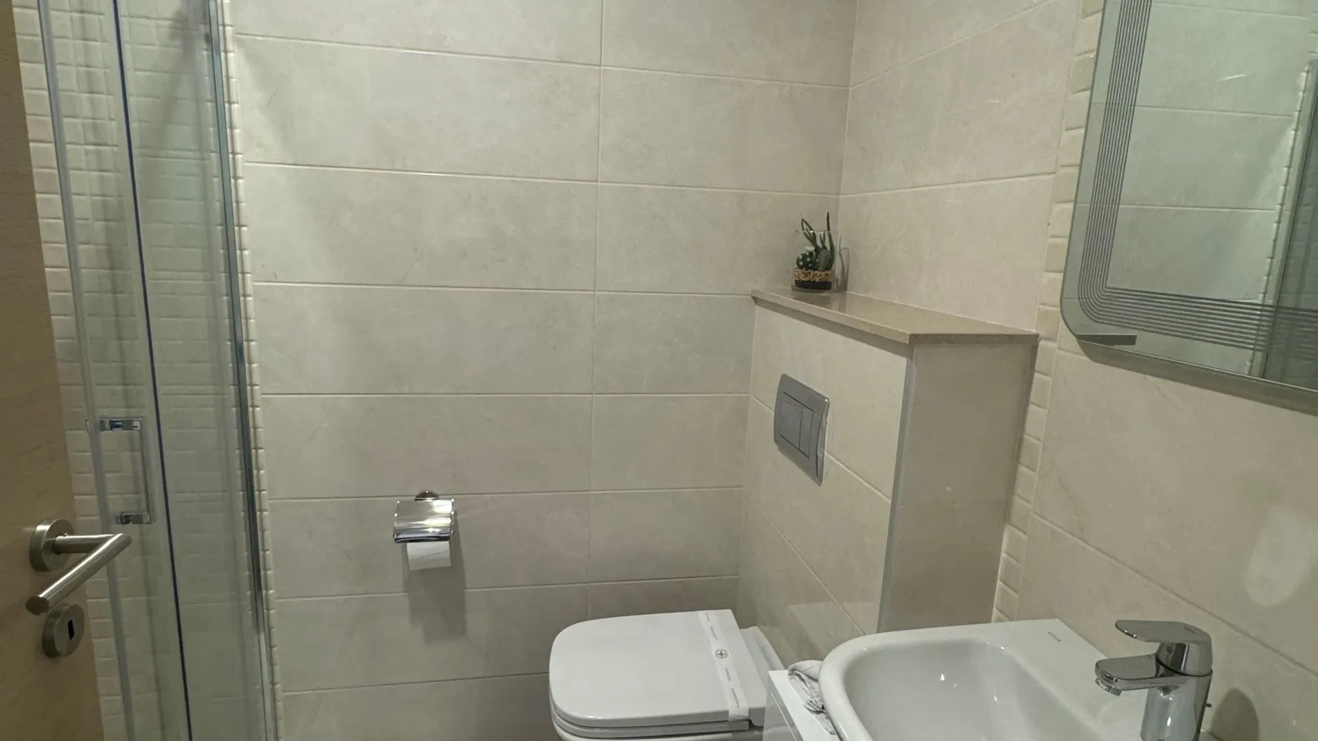 Rent, studio apartment, 34m², Bečići, Budva