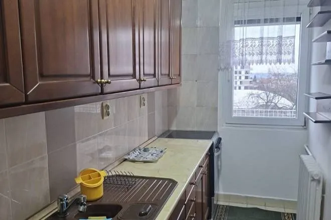 Prodaja, dvosoban stan, 55m², Banovo Brdo, Beograd