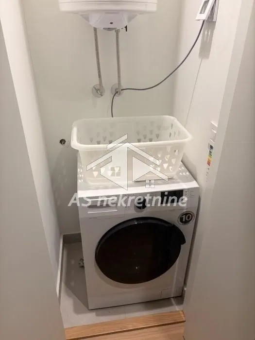 Rent, one bedroom apartment, 33m², Savski Venac, Beograd