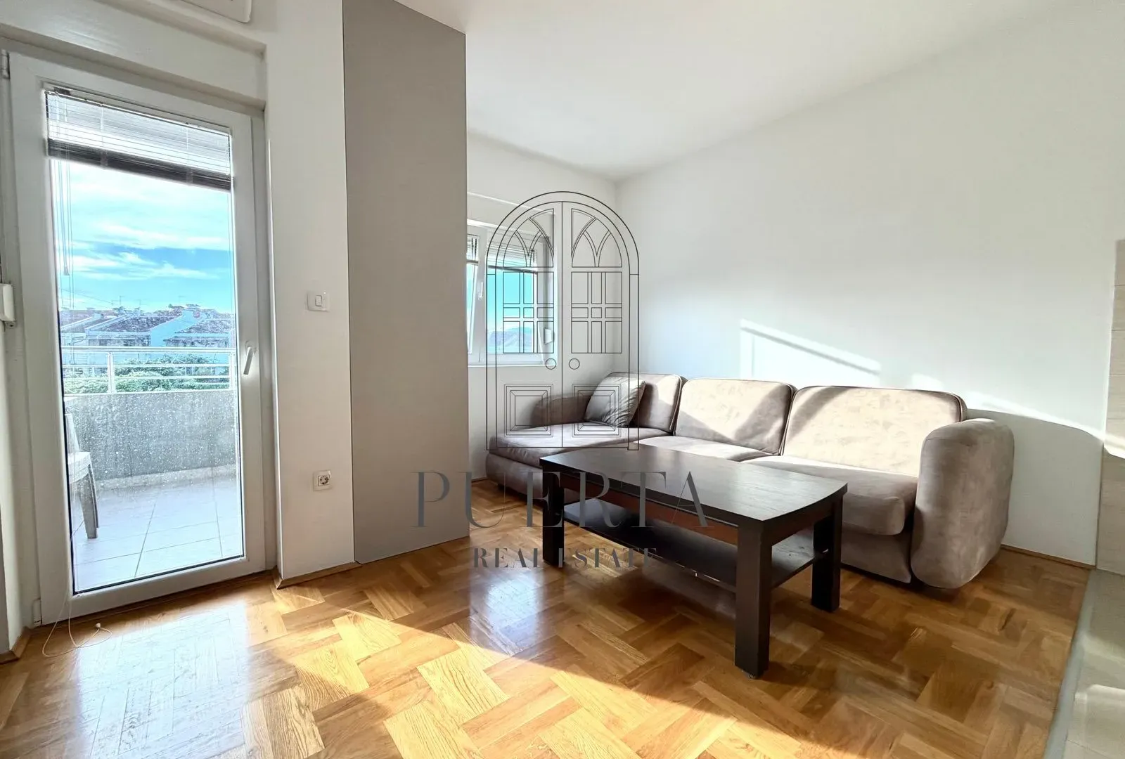Izdavanje, garsonjera, 34m², Zabjelo, Podgorica