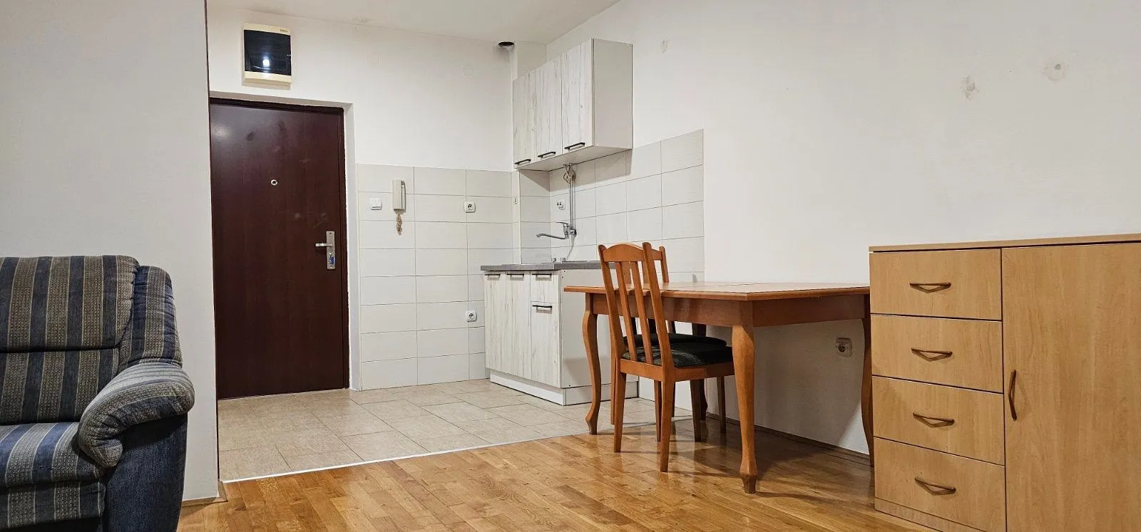 Rent, one bedroom apartment, 35m², Zagorič, Podgorica