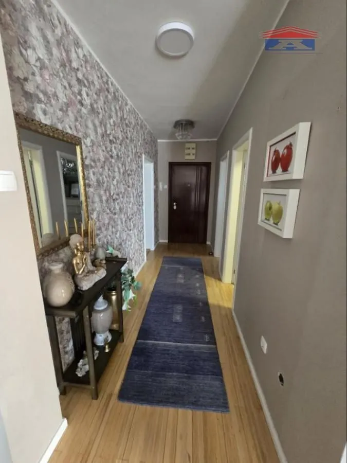 Prodaja, trosoban stan, 86m², Bulevar Evrope, Novi Sad Sve Podlokacije