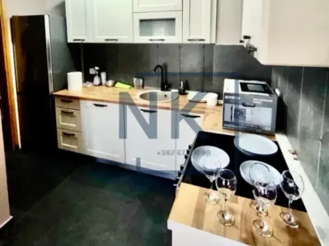 Rent, two bedroom apartment, 80m², Blok 9, Podgorica - image 4