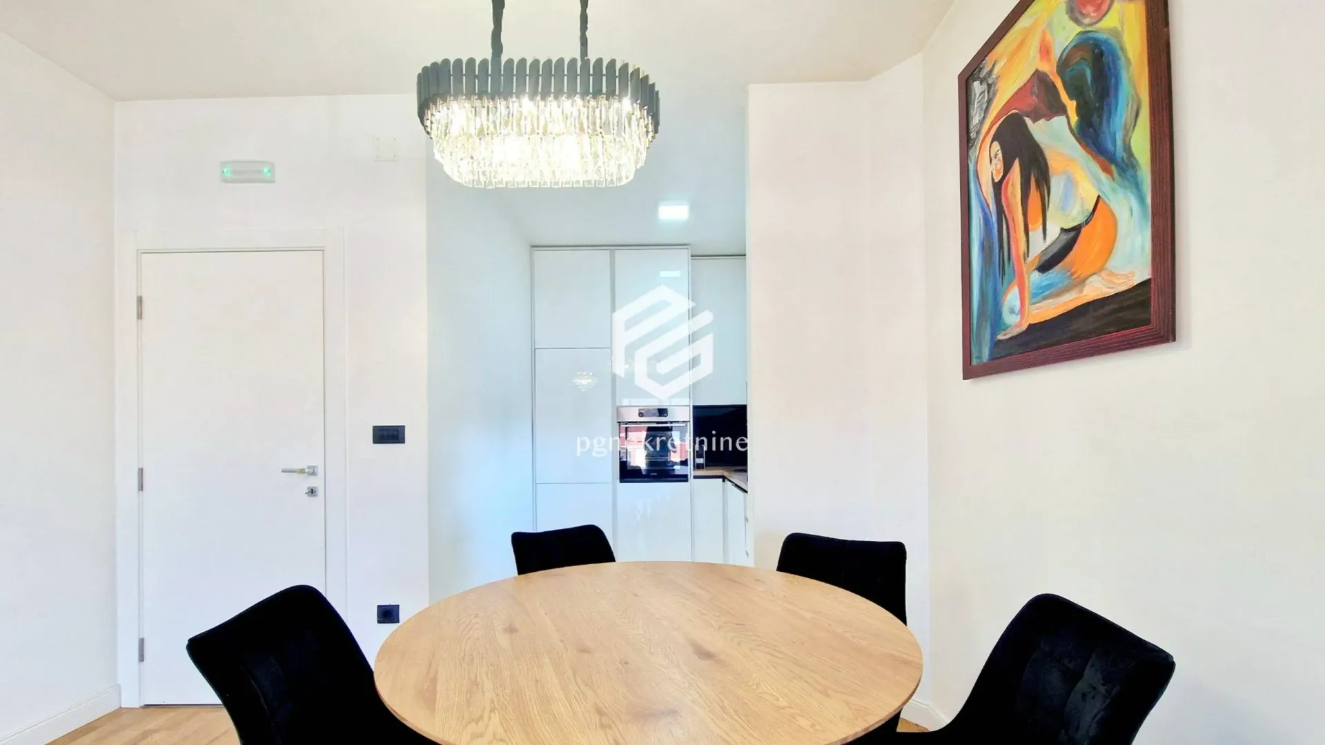 Rent, three bedroom apartment, 130m², Dalmatinska ulica, Podgorica