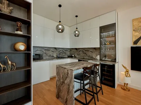 Sale, two bedroom apartment, 73m², Bečići, Budva - image 4