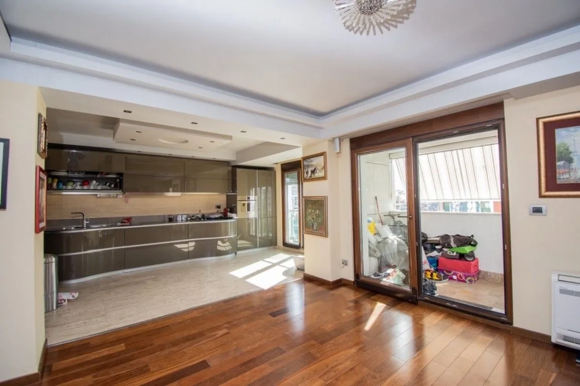 Prodaja, dvosoban stan, 142m², Preko Morače, Podgorica