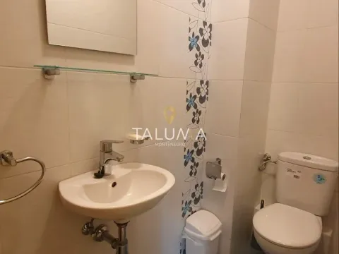 Izdavanje, dvosoban stan, 56m², Stari Aerodrom, Podgorica - image 6