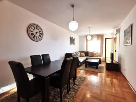 Rent, one bedroom apartment, 50m², Stari Aerodrom, Podgorica - image 3