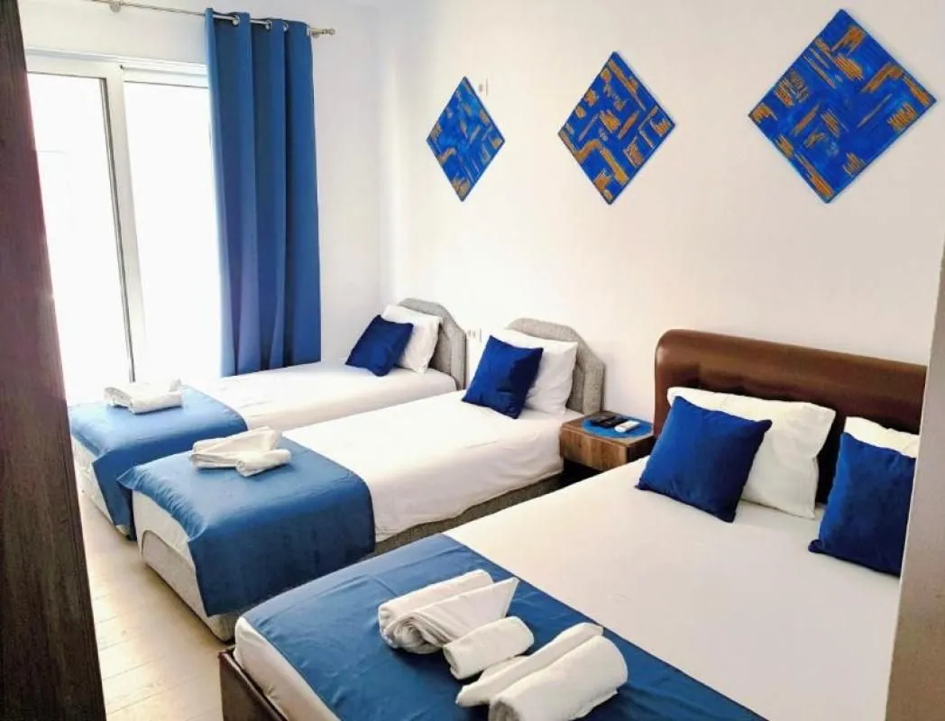 Daily-rent, two bedroom apartment, 30m², Dobra Voda, Budva