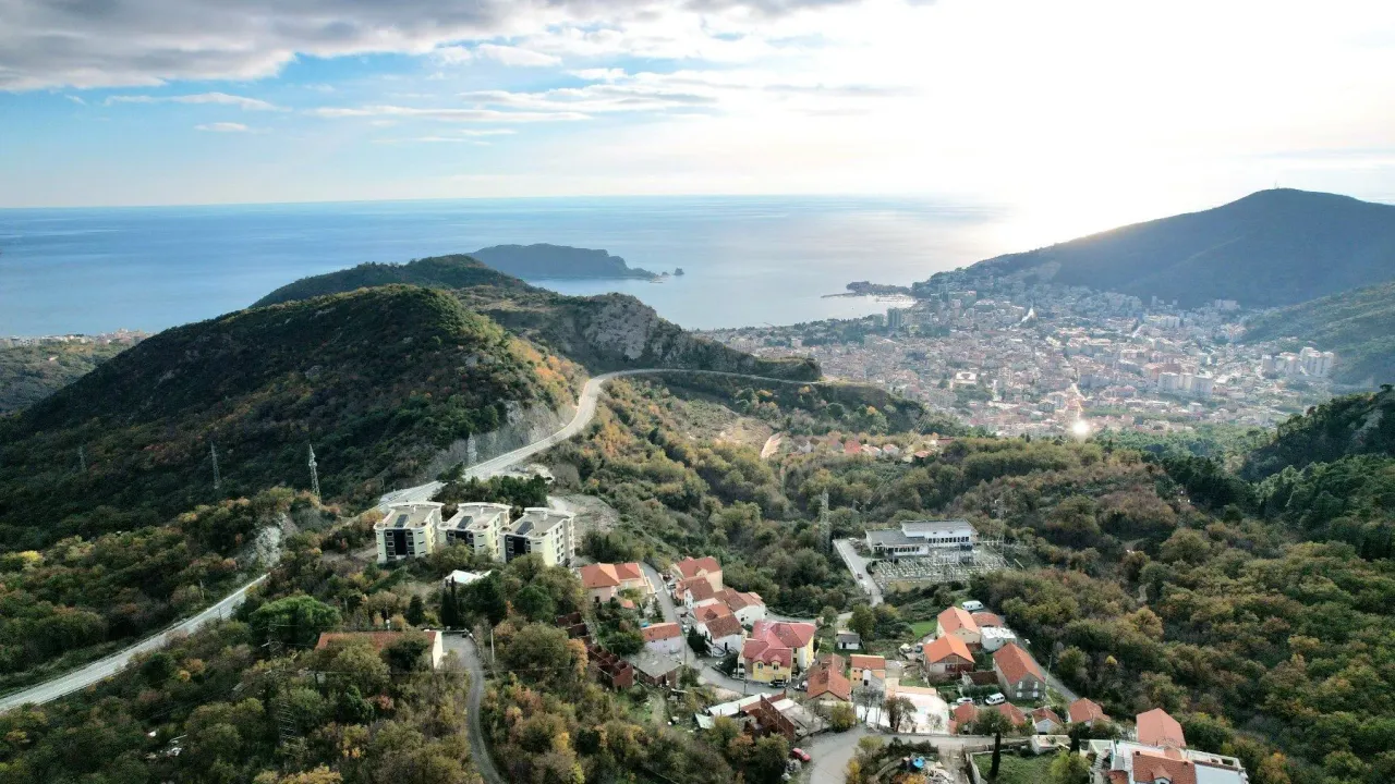 Prodaja, plac, 2951m², Markovići, Budva