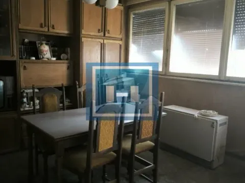 Prodaja, dvosoban stan, 58m², Centar, Ćuprija - image 4